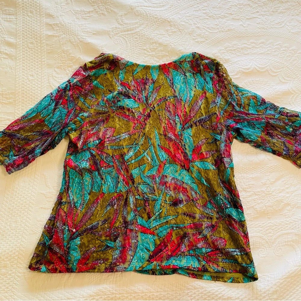 Maggie Barnes Size 0X bright colors of red green blue - Picture 3 of 5